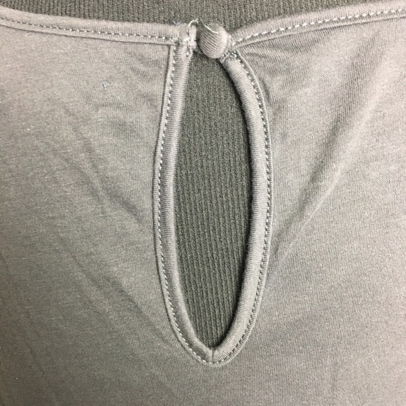 American Eagle Outfitters Charcoal Gray Blouse - Picture 5 of 7